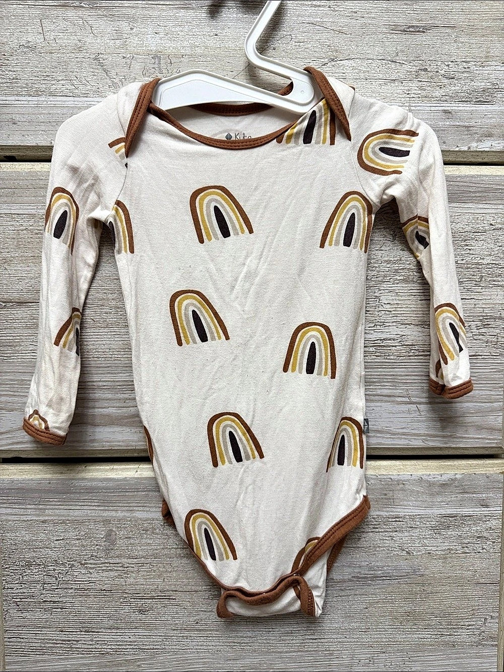 Kyte Baby Long Sleeve Bodysuit Rainbow Bodysuit 12-18M